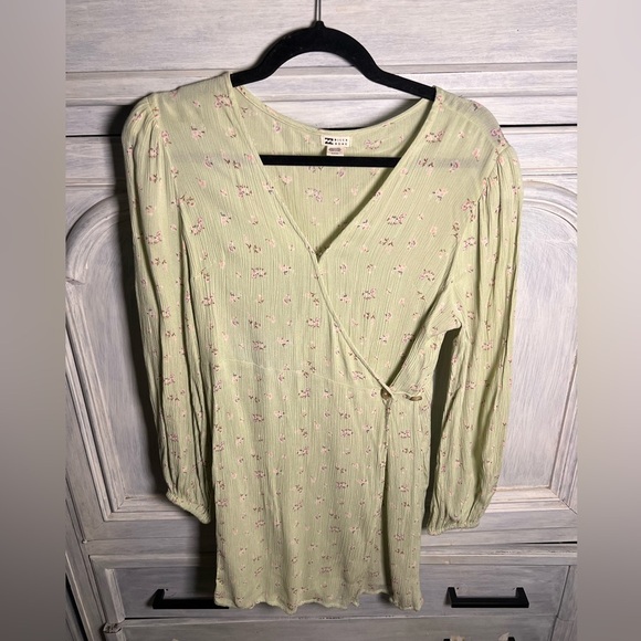 Billabong Green Ditsy Floral Lotta Love Gauzy Wrap Dress Boho Beachy - Picture 5 of 11